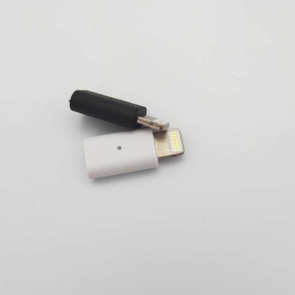 Micro USB to 8 Pin Lightning adapter - Image 2