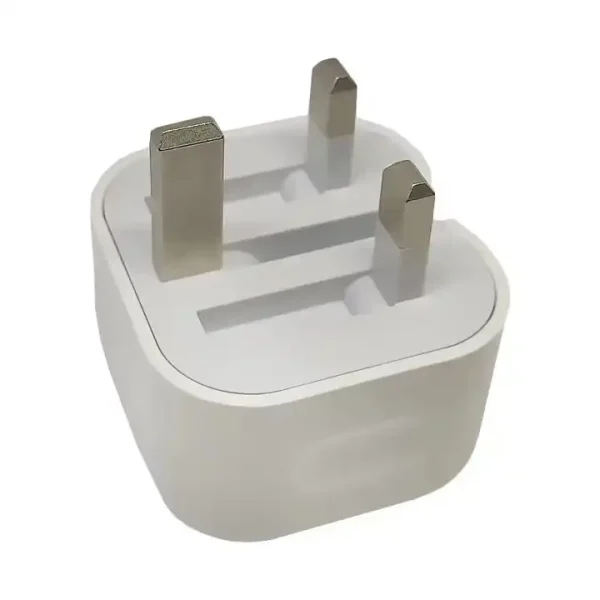 PD20W Wall Charger with UK foldable plug - Image 4